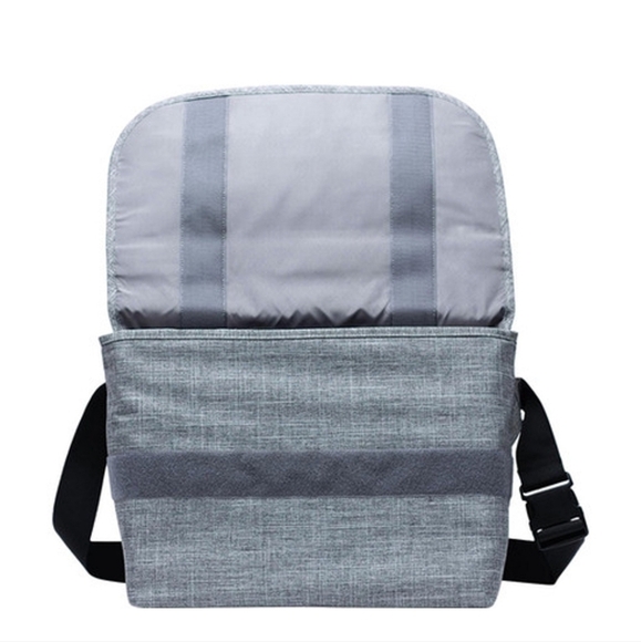 Herschel Classic Canvas Messenger Bag Black Grey White - Picture 3 of 16
